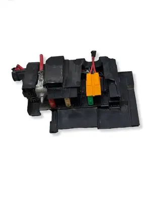 Renault Clio III Fuse module 403884899R 20100706