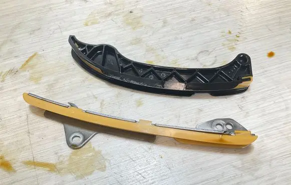 Toyota Corolla E210 E21 Slide rail for timing chain 