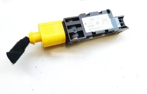 Audi A3 S3 8P Airbag deployment crash/impact sensor 4B0959643E