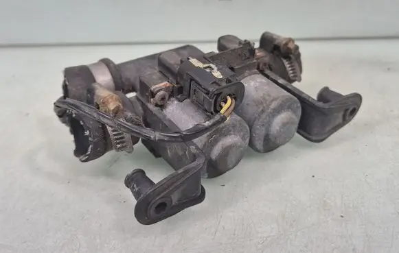 BMW X5 E70 Coolant heater control valve 6910544