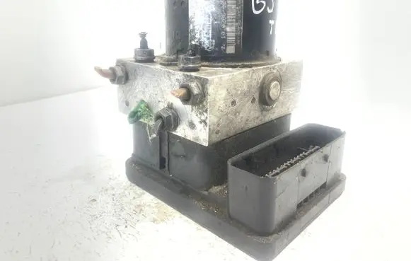 Volkswagen Golf V ABS Pump 1K0907379AC 00005305H0 10096003593
