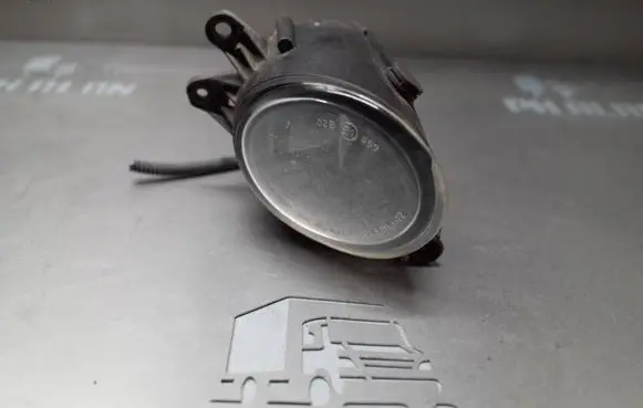 Volvo C30 Front fog light 0305065002 31213176 LE00A122