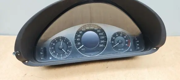 Mercedes-Benz CLK A209 C209 Speedometer (instrument cluster) A2095406711