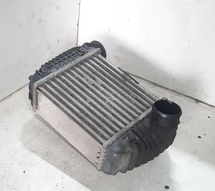 Audi A6 S6 C6 4F Intercooler radiator 303082157601S