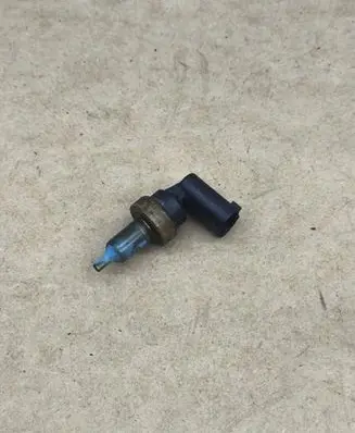 Coolant temperature sensor