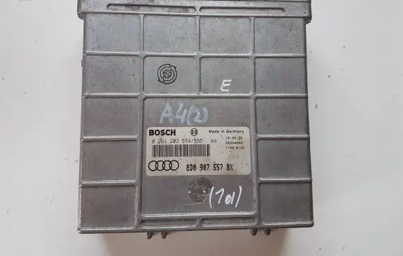 Audi A4 S4 B5 8D Engine control unit/module 8D0907557BX 0261203554