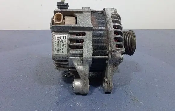 Mazda 3 II Generator/alternator PE01A5TL0491