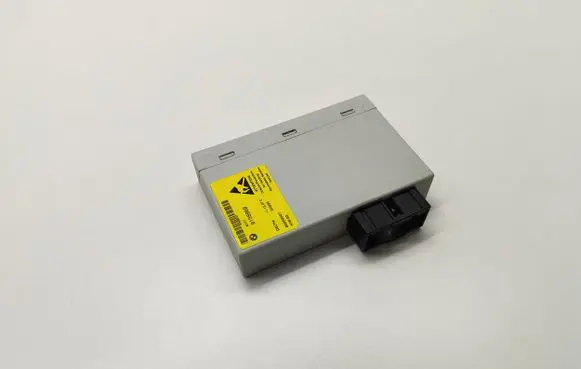BMW 5 E60 E61 Central console control unit 9138969 80059001 913896901