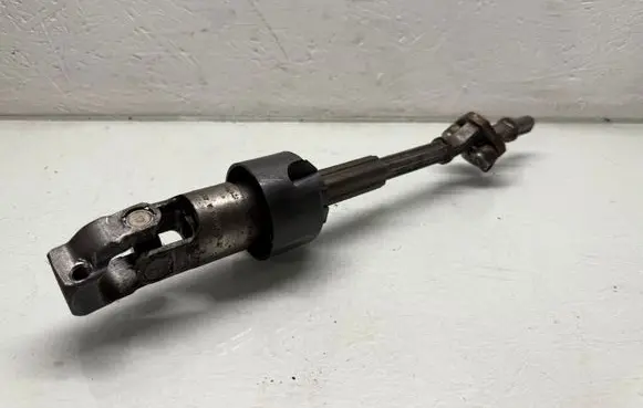 Chrysler Grand Voyager IV Steering column universal joint 