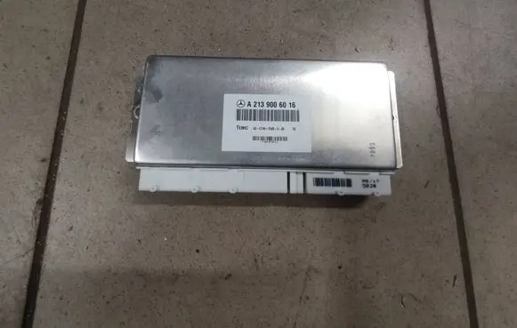 Mercedes-Benz E W213 Other control units/modules A2139006016 A2C7492580300
