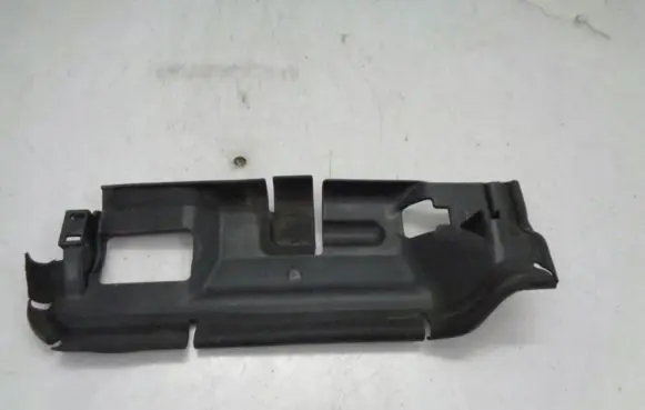 Volvo V60 Intercooler air channel guide 31323499