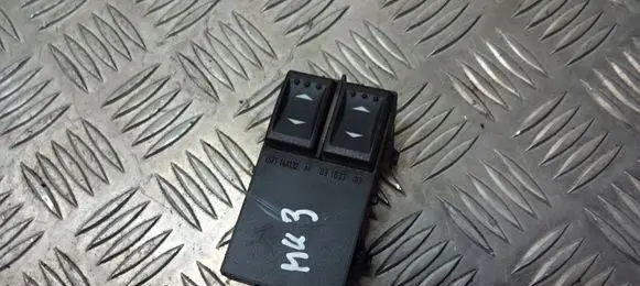Ford Mondeo Mk III Front door window switch trim 1S71-14A132-AE