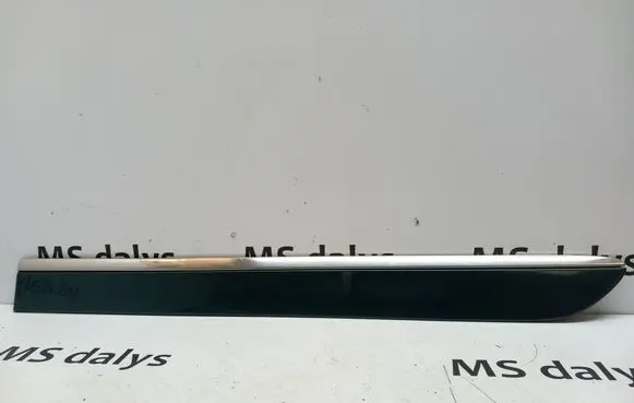 Mercedes-Benz ML W164 Rear door trim (molding) A1646905362 1646905362