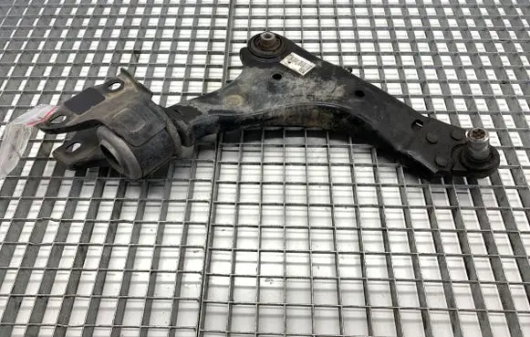 Jaguar E-Pace Front control arm J9C33A052AE