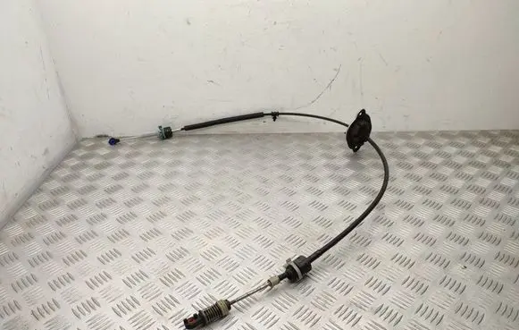 Opel Insignia B Gear shift cable linkage 84642124 530328913
