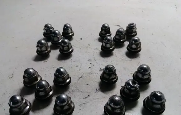Nuts/bolts