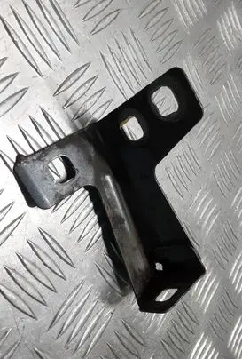Porsche Cayenne (9PA) Fender mounting bracket 7L5805609A