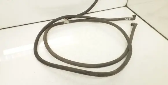 Mercedes-Benz E W211 Windshield washer fluid hose 