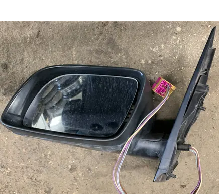 Volkswagen Polo Front door electric wing mirror E1010695