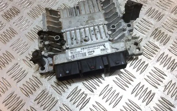 Ford Focus Engine control unit/module 7M5112A650APB