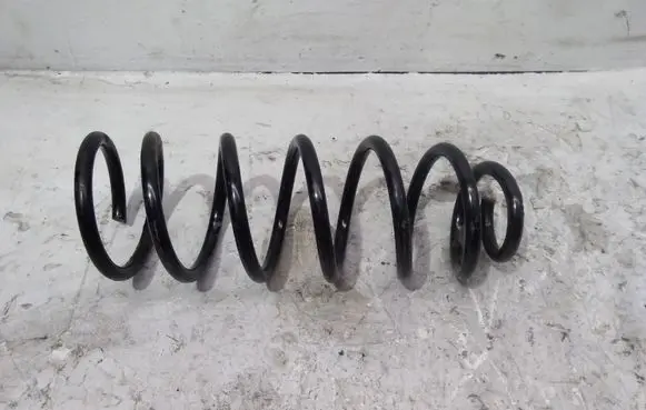 Peugeot 5008 Rear coil spring