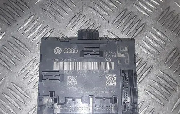 Skoda Superb B6 (3T) Door control unit/module 8x0959792e