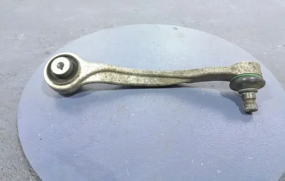 Audi Q7 4M Front control arm