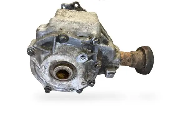 Gearbox transfer box case