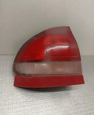 Mazda 626 Rear/tail lights 0431392L 0431392