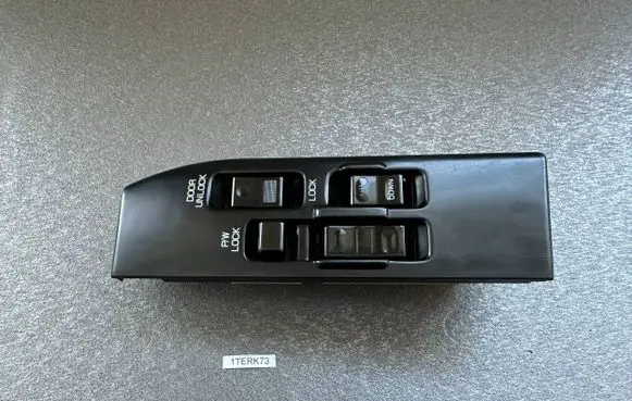 Nissan Terrano Electric window control switch 8096183G70 25401D3620