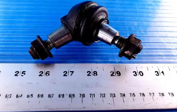 Mercedes-Benz E W212 Front ball joint A2123300135