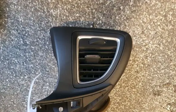 Opel Cascada Dashboard side air vent grill/cover trim 522040591
