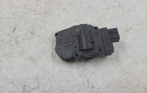 BMW 3 E90 E91 Air flap motor/actuator CZ1139301030