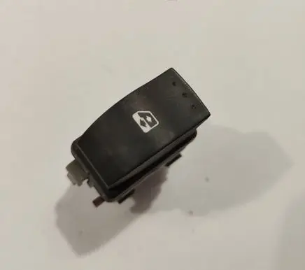 Renault Espace - Grand espace IV Electric window control switch 220507B