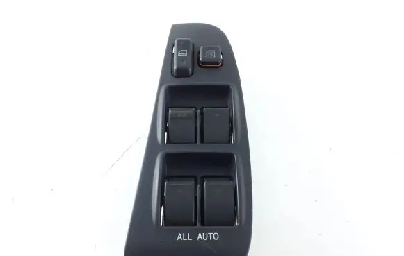 Toyota Avensis T250 Electric window control switch 8480205210B0