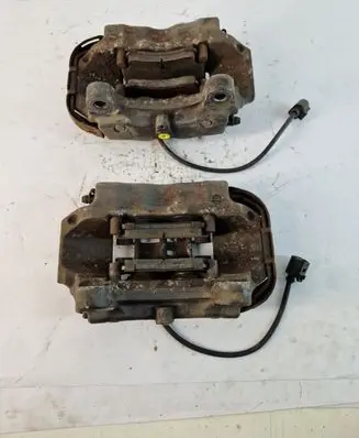 Rear brake caliper