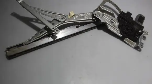 Opel Zafira B Front window lifting mechanism without motor