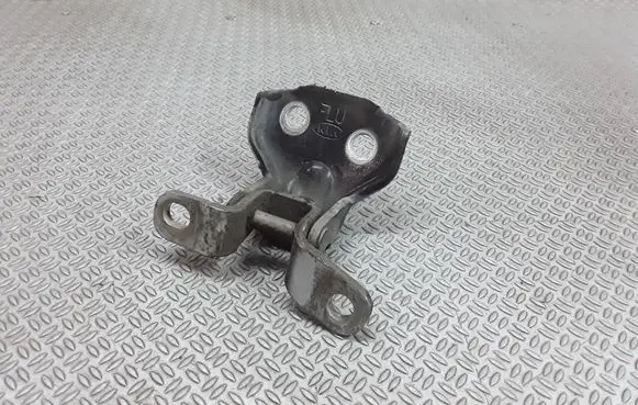 KIA Sorento Front door upper hinge