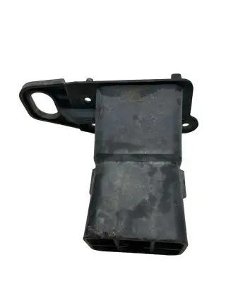 Peugeot 5008 Front bumper mounting bracket 9682791280 P0T841907