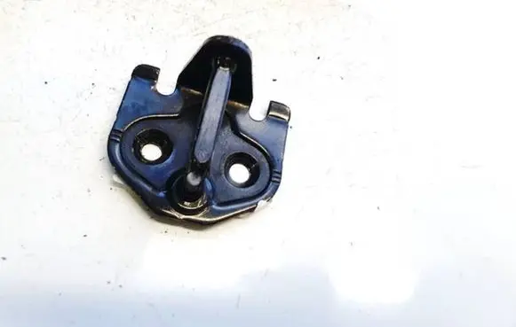 Ford Mondeo MK IV Rear door lock loop/hook striker 