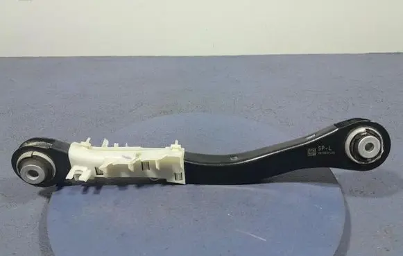 BMW X5 E53 Rear control arm 6878029