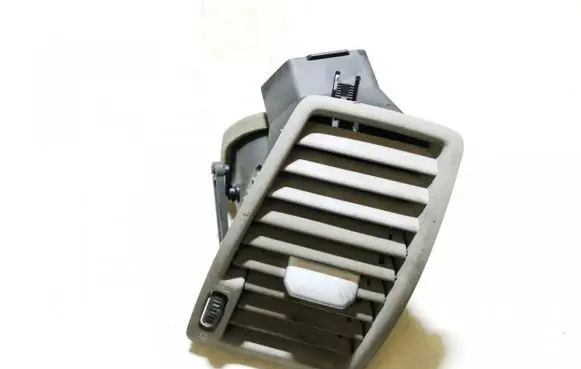 Volvo XC90 Dash center air vent grill 3409399