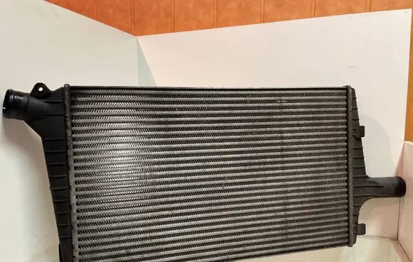 Audi A6 S6 C5 4B Intercooler radiator 4B0145805A