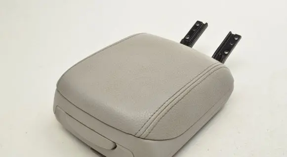 Volvo V50 Armrest 