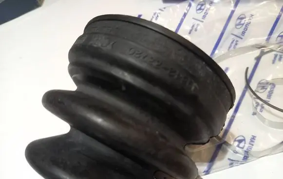 Hyundai Tucson TL Driveshaft inner CV joint 495062EA10 OSŁONA PRZEGUBU