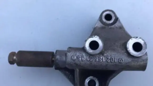 Mercedes-Benz W123 other engine part 1021350135