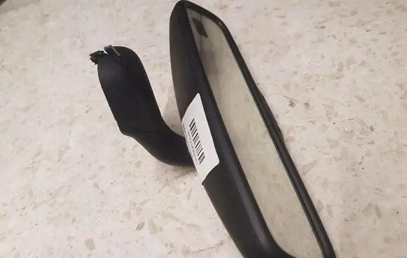 Hyundai Santa Fe Rear view mirror (interior) E11026002 026002