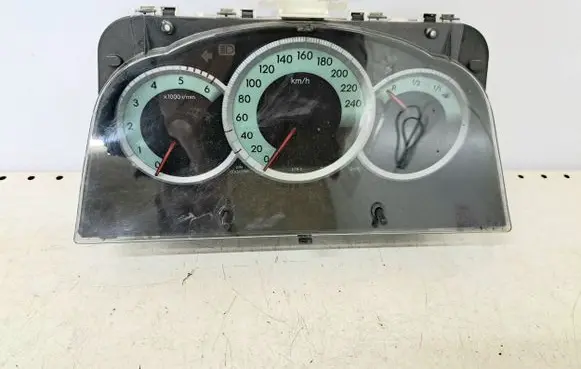 Toyota Corolla Verso AR10 Speedometer (instrument cluster) 838000F091