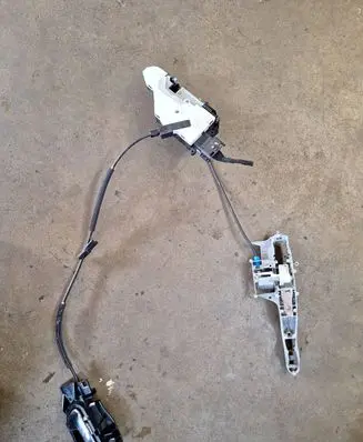 Citroen C4 Grand Picasso Front door lock 24095158 24093158 24094158