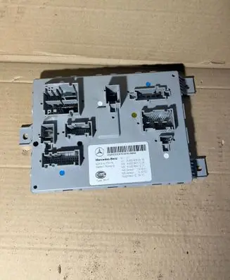 Mercedes-Benz C W205 Comfort/convenience module 5DK01077574 A2059002019 A2229021211